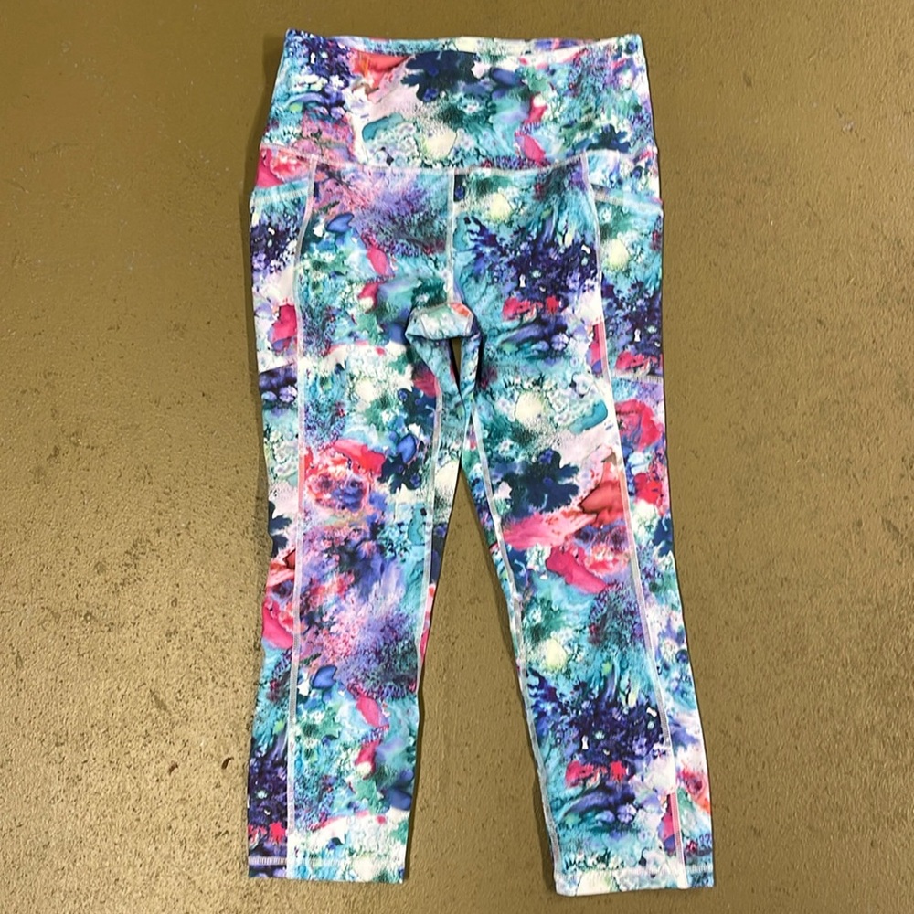 RBX Multicolor Abstract High Waisted Capri Leggings Medium